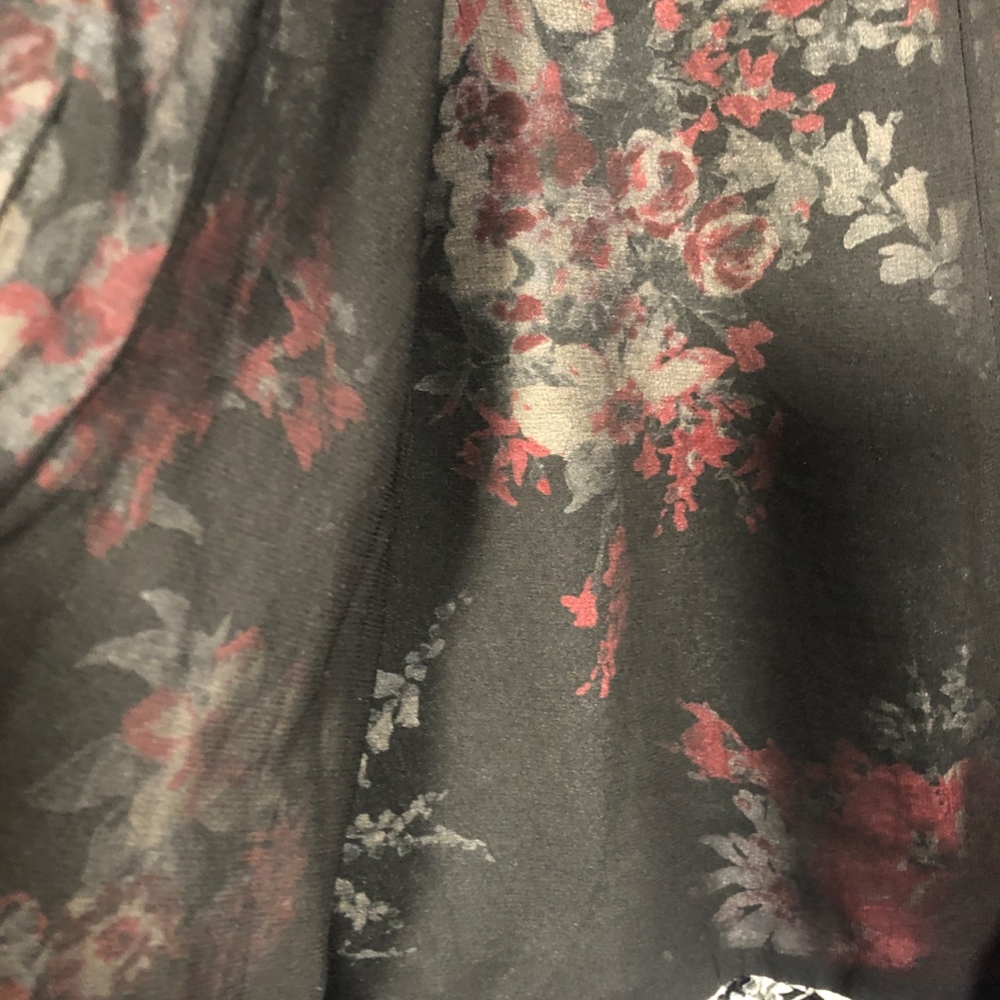 Forever 21 Flower Short Kimono Cover Sz S EUC - Picture 5 of 8